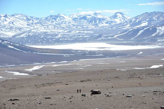 Caminhando com o Cristobal na magnífica região do Cerro Toco, na região de San Pedro de Atacama, no Chile